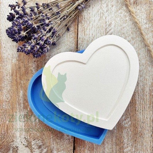 Forma-silikonowa-Ramka-pelna-z-rantem-Serduszko-1.jpg