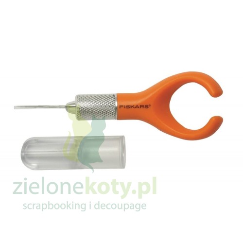 fiskars-nozyk-modelarski-na-palec.jpg